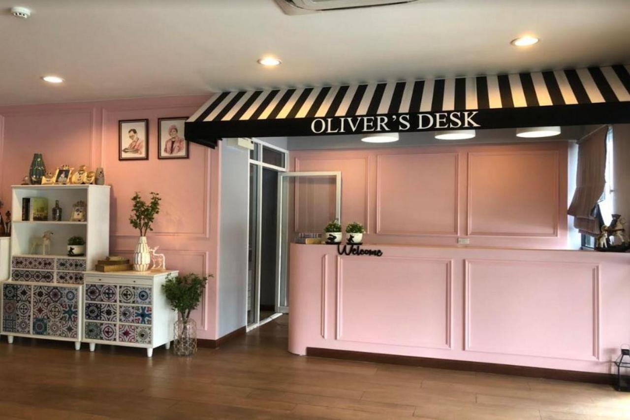 Baan Oliver Srinakarin Bangkok Eksteriør billede